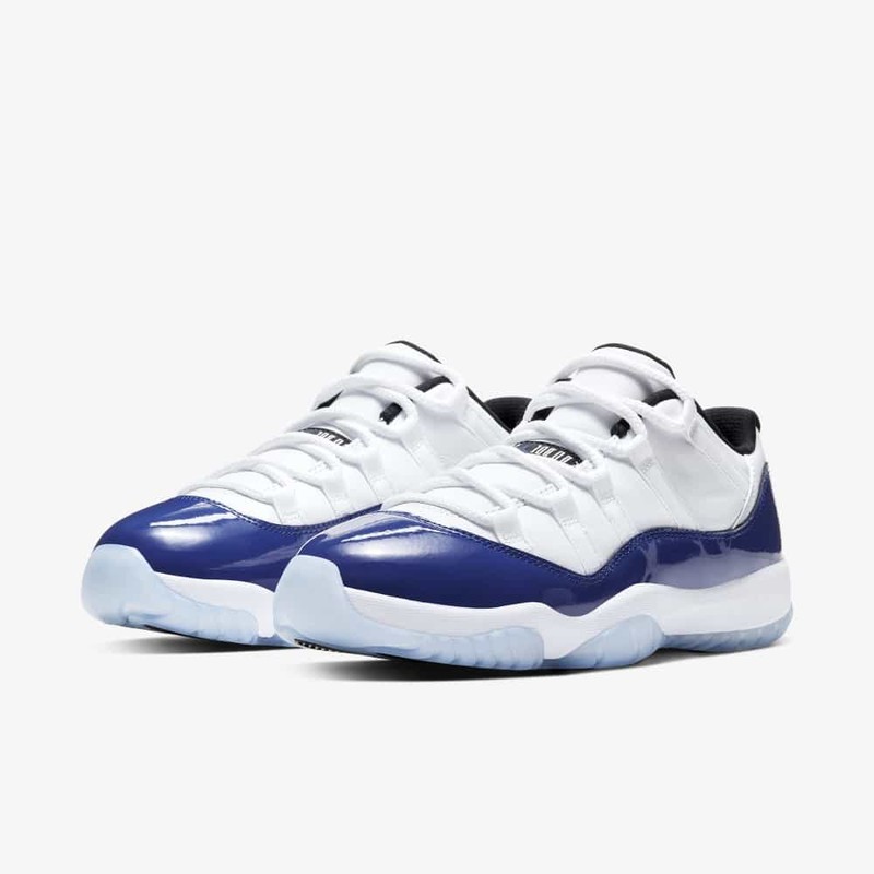 Jordan retro cheap 11 bleu